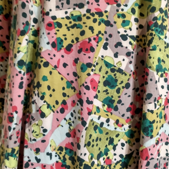 Multicolor Abstract Print Top - Picture 9 of 11